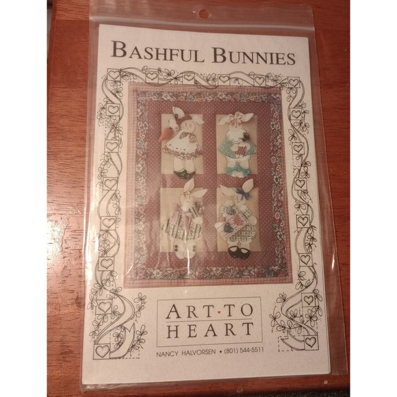 Vintage 1992 Sewing Pattern Art To Heart BASHFUL BUNNIES Wall Hanging 16" x 20" - Picture 1 of 2